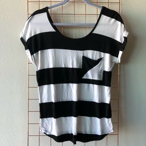 Cable & Gauge | Striped Scoop-Neck Tee